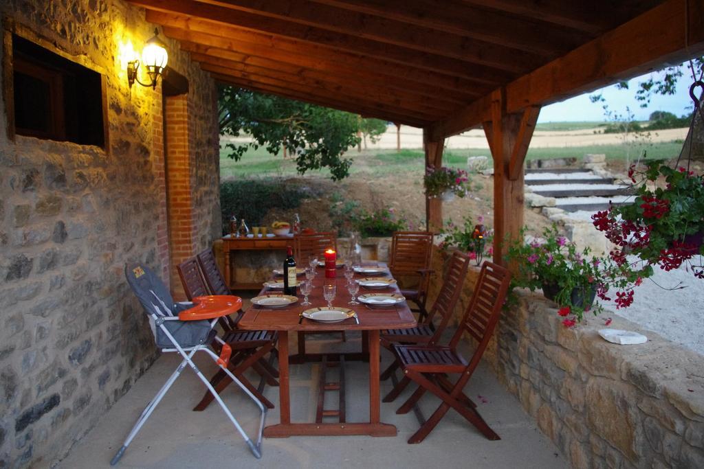 La Prade Basse 82 Bed & Breakfast Saint-Antonin-Noble-Val Bilik gambar