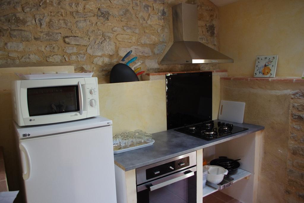 La Prade Basse 82 Bed & Breakfast Saint-Antonin-Noble-Val Bilik gambar