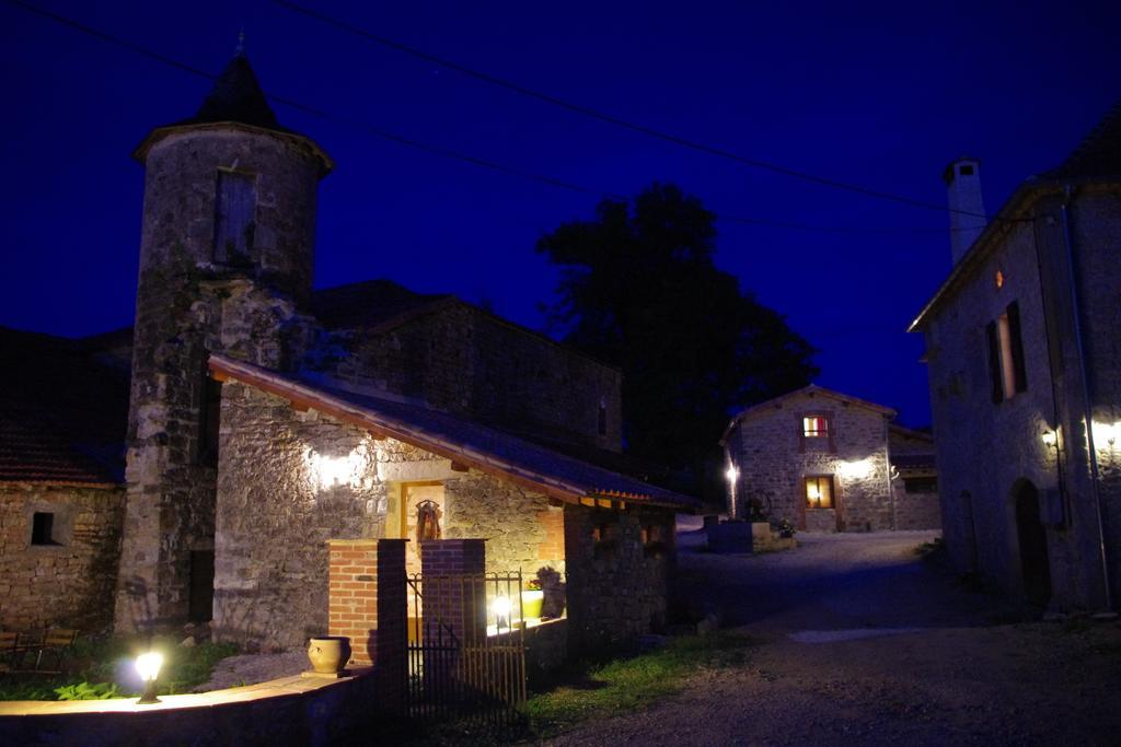 La Prade Basse 82 Bed & Breakfast Saint-Antonin-Noble-Val Bilik gambar