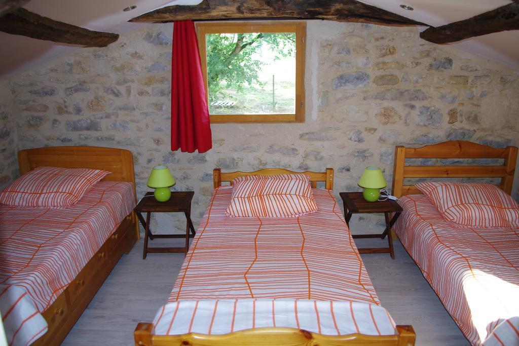 La Prade Basse 82 Bed & Breakfast Saint-Antonin-Noble-Val Bilik gambar